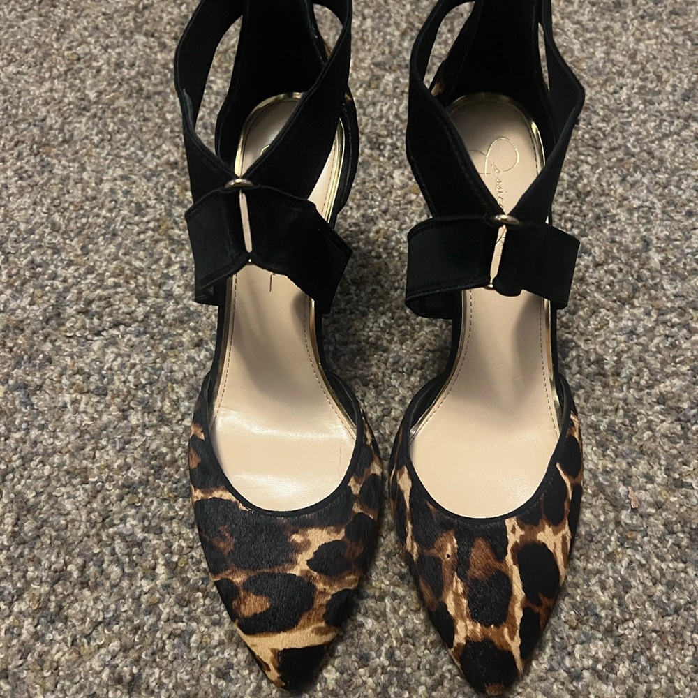 Jessica Simpson Black and Leopard Print Heels